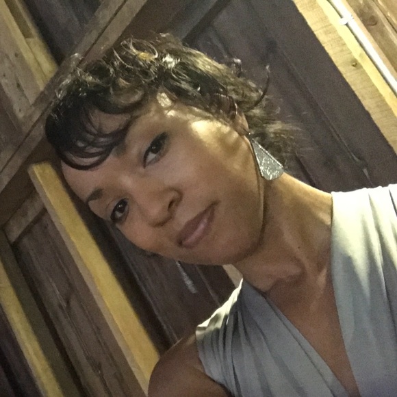 Meet your Posher, Letasha - Picture 1 of 1